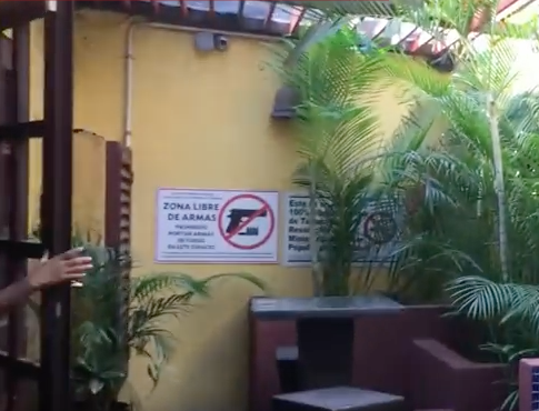 Venezuela gun-free zone signs