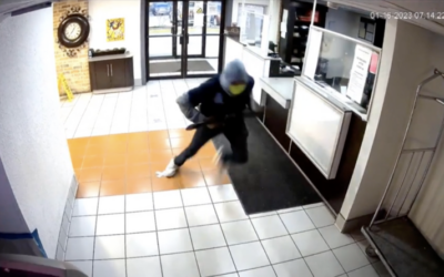 Robber Gets Real Scare when Woman Houston hotel Clerk Pulls a Gun on him Instead